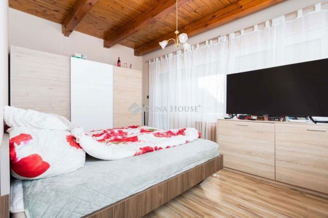 Eladó családi ház, Banán 64.9 M Ft, 4 szobás