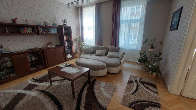 Kiadó téglalakás, albérlet, VI. kerületben, Szív utcában