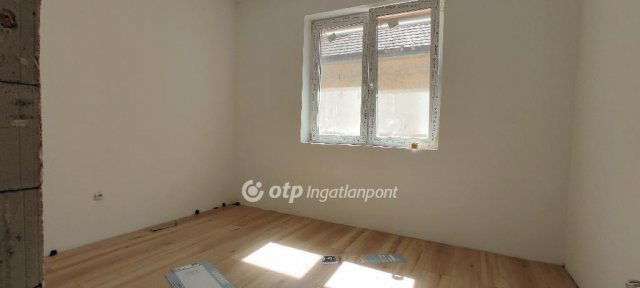 Eladó ikerház, Turán 63.9 M Ft, 4 szobás / költözzbe.hu