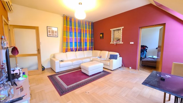 Kiadó téglalakás, albérlet, Pécsett, Ferencesek utcájában