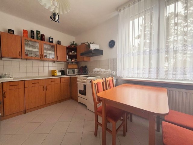 Eladó téglalakás, Kőszegen 39.99 M Ft, 3 szobás