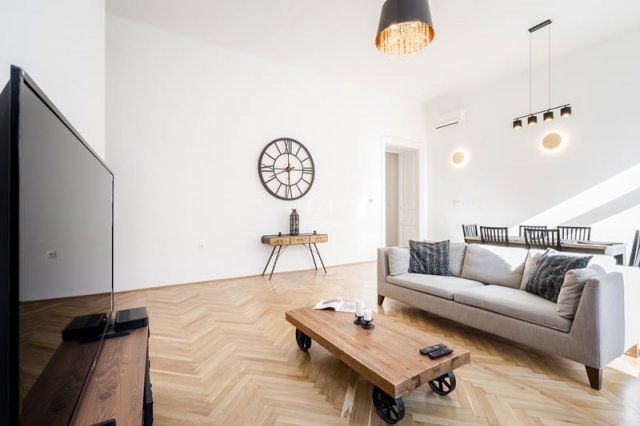 Kiadó téglalakás, albérlet, VI. kerületben, Teréz körúton