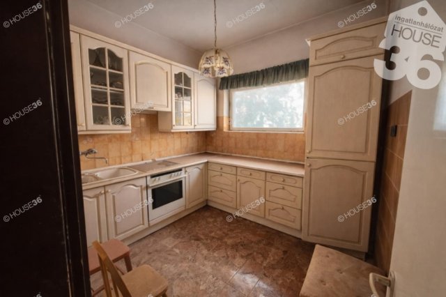 Kiadó ikerház, albérlet, Lajosmizsén 1100 E Ft / hó, 6 szobás