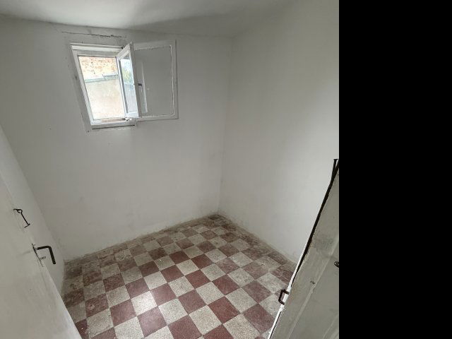 Eladó családi ház, Szigetváron 18.9 M Ft, 2 szobás