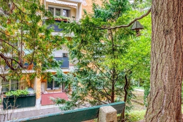 Eladó téglalakás, Budapesten, XII. kerületben 99.5 M Ft