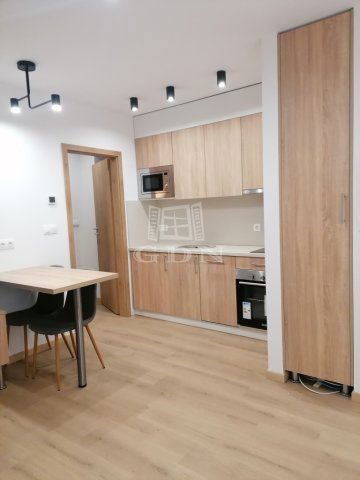 Kiadó téglalakás, albérlet, Szegeden 210 E Ft / hó, 2 szobás