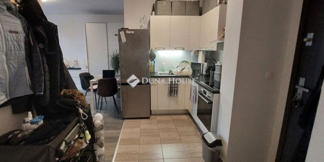 Eladó téglalakás, Szombathelyen 59.9 M Ft, 2 szobás