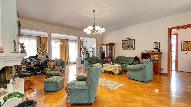 Eladó családi ház, Érden 299 M Ft, 5 szobás