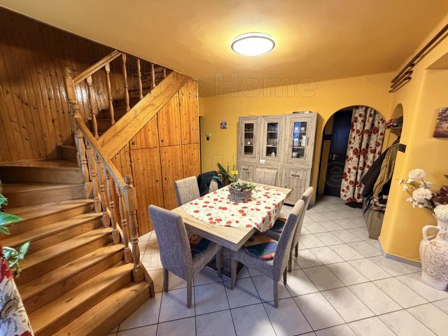 Eladó családi ház, Kaposváron 75 M Ft, 4 szobás