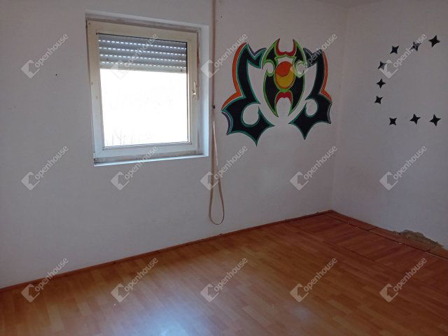 Eladó családi ház, Csokonyavisontán 9 M Ft, 3 szobás