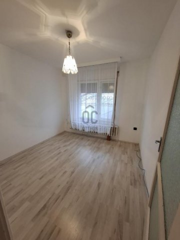 Eladó téglalakás, Üllőn 74.5 M Ft, 3 szobás