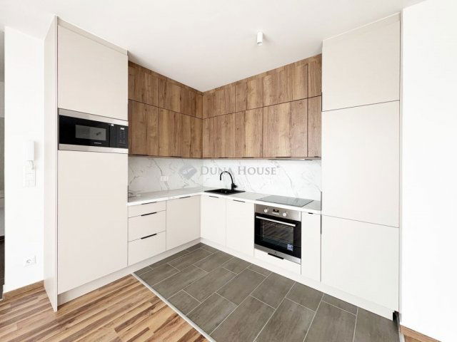 Eladó téglalakás, Budapesten, III. kerületben 175.6 M Ft