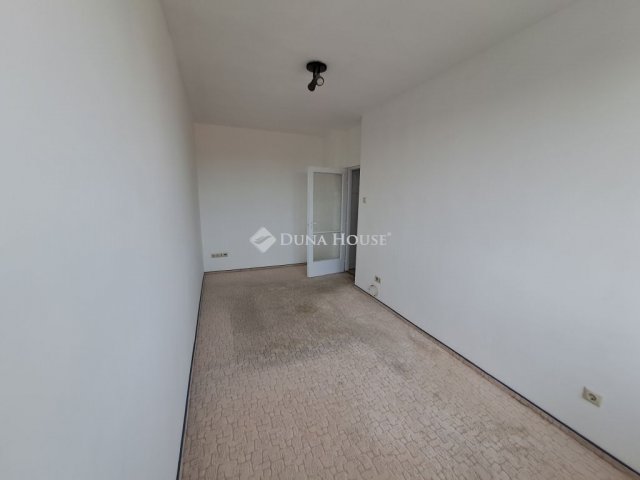 Eladó téglalakás, Vasváron 32 M Ft, 2 szobás