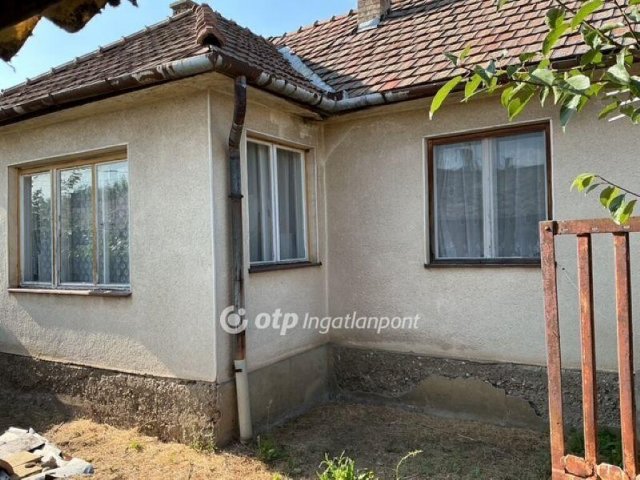 Eladó családi ház, Nagykállóban 18.5 M Ft, 2 szobás