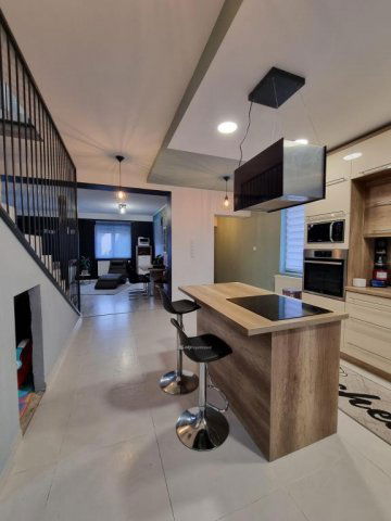 Eladó családi ház, Nyárádon 79.9 M Ft, 2+2 szobás