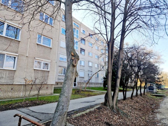 Eladó panellakás, Miskolcon 22.9 M Ft, 2 szobás