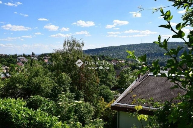Eladó téglalakás, Budapesten, II. kerületben 135.99 M Ft