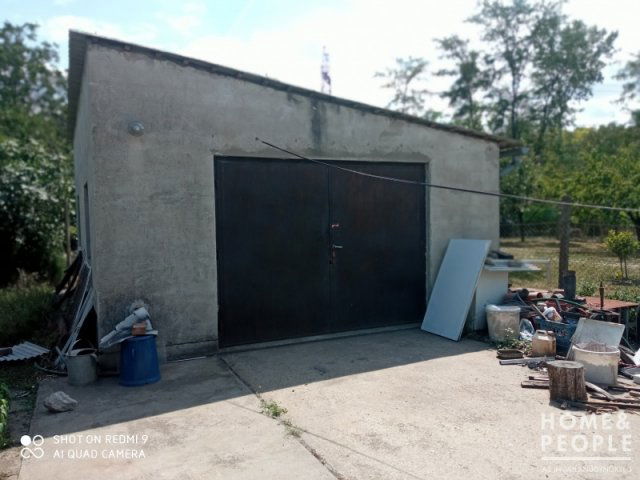 Eladó családi ház, Szegeden 60 M Ft, 1 szobás