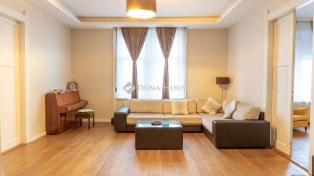 Eladó téglalakás, Budapesten, VII. kerületben 209 M Ft, 4 szobás