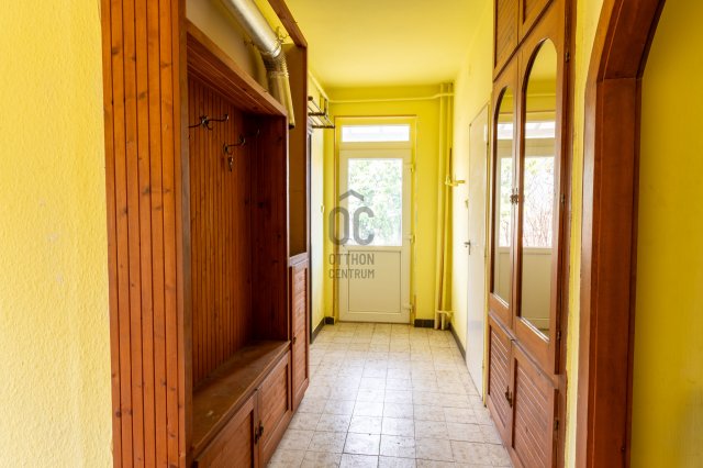 Eladó ikerház, Enyingen 33 M Ft, 5 szobás / költözzbe.hu