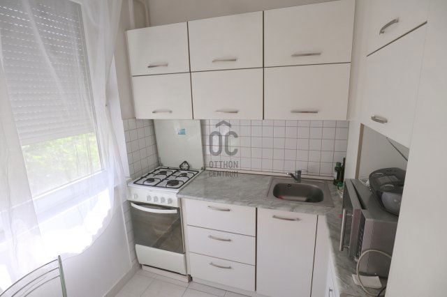 Eladó panellakás, Kecskeméten 29.99 M Ft, 1 szobás