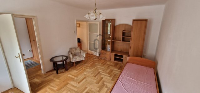 Kiadó téglalakás, albérlet, Esztergomban 160 E Ft / hó