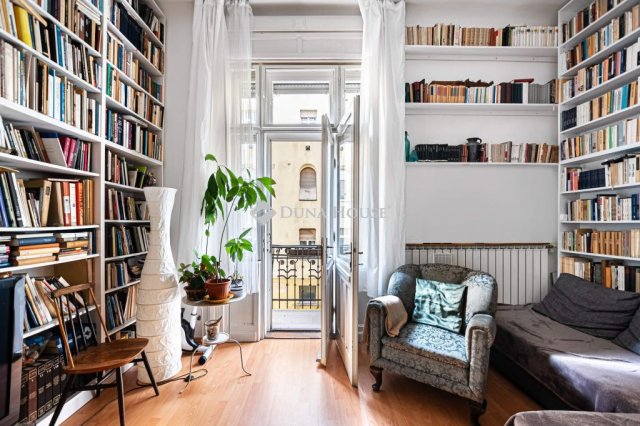 Eladó téglalakás, Budapesten, II. kerületben 159.9 M Ft