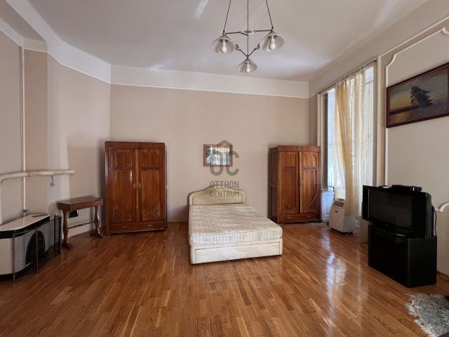Kiadó téglalakás, albérlet, Budapesten, V. kerületben, 2 szobás