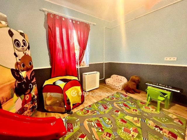 Eladó családi ház, Jászapátiban 15.9 M Ft, 2 szobás