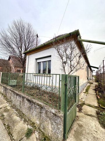 Eladó családi ház, Zalaváron 17.5 M Ft, 3 szobás