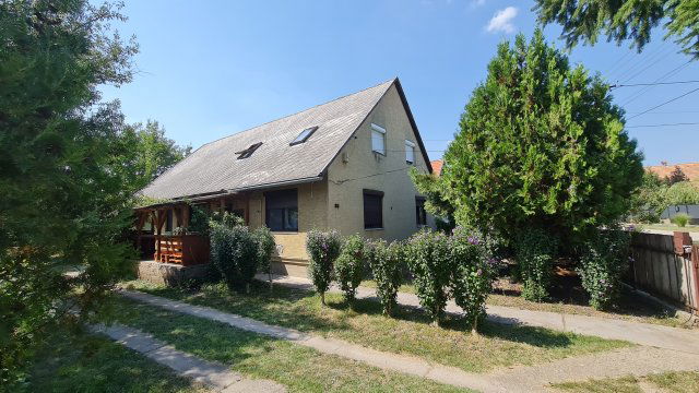 Eladó családi ház, Iváncsán, Mátyás Király utcában 78 M Ft