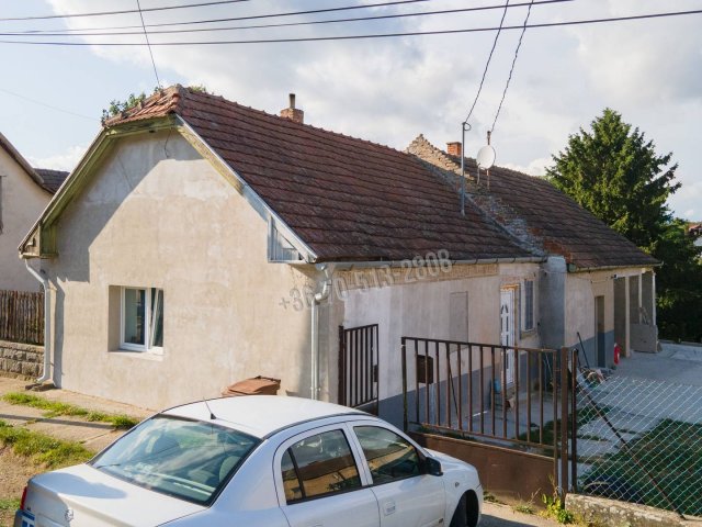 Eladó családi ház, Nagyorosziban 17 M Ft, 3 szobás