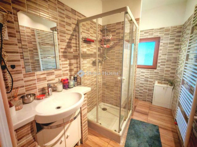 Eladó sorház, Keszthelyen 158 M Ft, 5 szobás