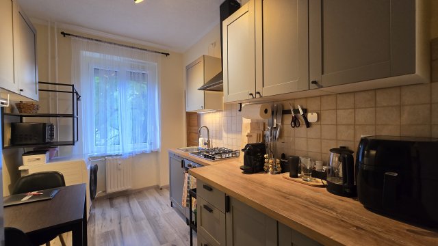 Eladó téglalakás, Dunaújvárosban, Erkel kertben 45 M Ft