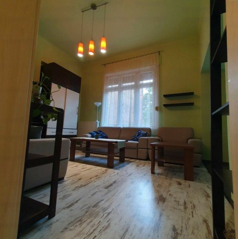 Kiadó téglalakás, albérlet, VI. kerületben, Felső erdősoron