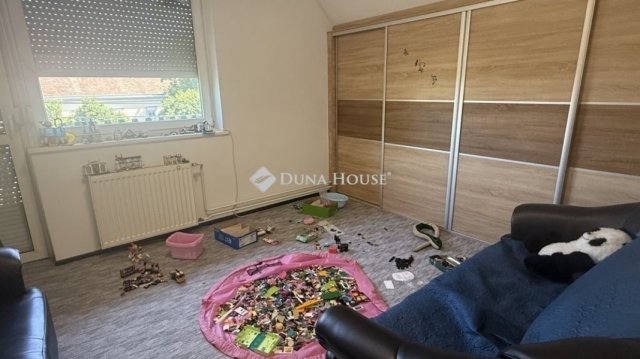 Eladó családi ház, Bükön 87.5 M Ft, 7 szobás