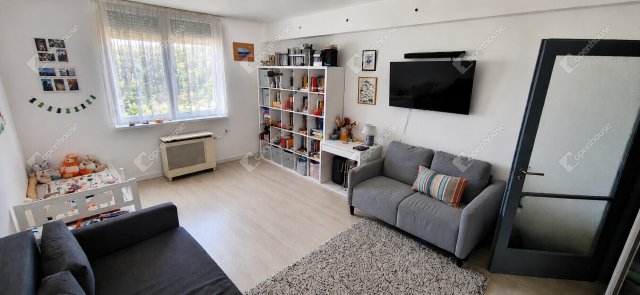Eladó panellakás, Miskolcon 28.9 M Ft, 2 szobás