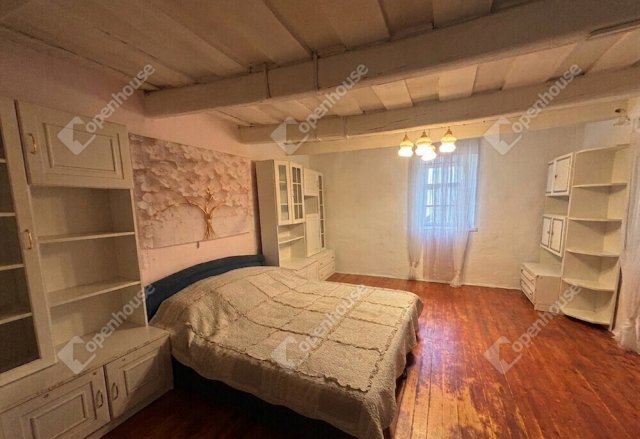 Eladó családi ház, Péterin 49 M Ft, 3 szobás