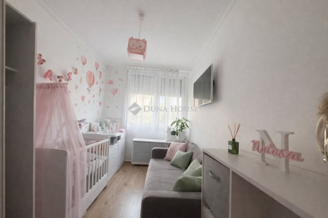 Eladó téglalakás, Budapesten, XVIII. kerületben 69.9 M Ft