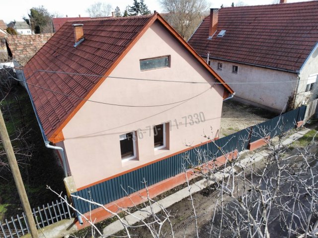 Eladó családi ház, Jászapátiban, Ivanics utcában 14.9 M Ft