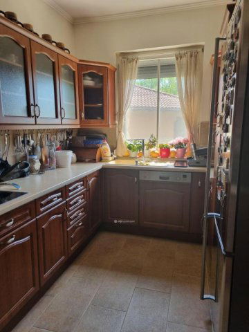 Eladó családi ház, Budapesten, II. kerületben 330 M Ft, 6 szobás