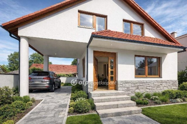 Eladó családi ház, Budapesten, III. kerületben 128.9 M Ft