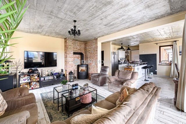 Eladó családi ház, Délegyházán 129 M Ft, 5 szobás