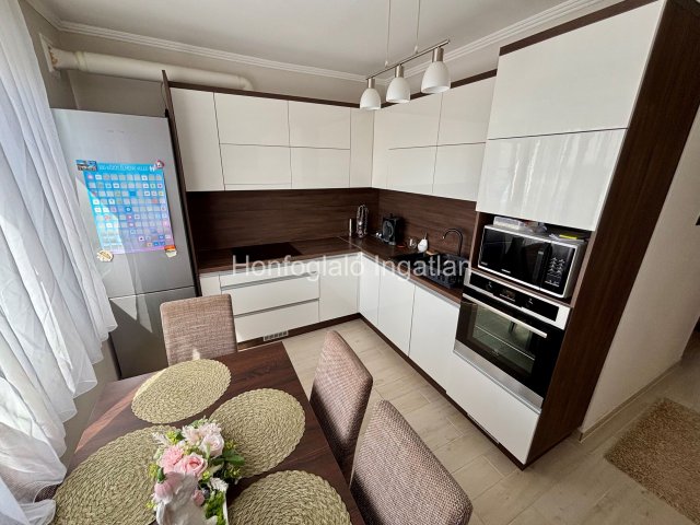 Eladó panellakás, Nyíregyházán 47.9 M Ft, 2 szobás