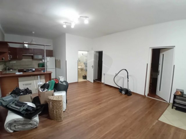 Eladó családi ház, Bagon 50 M Ft, 2 szobás