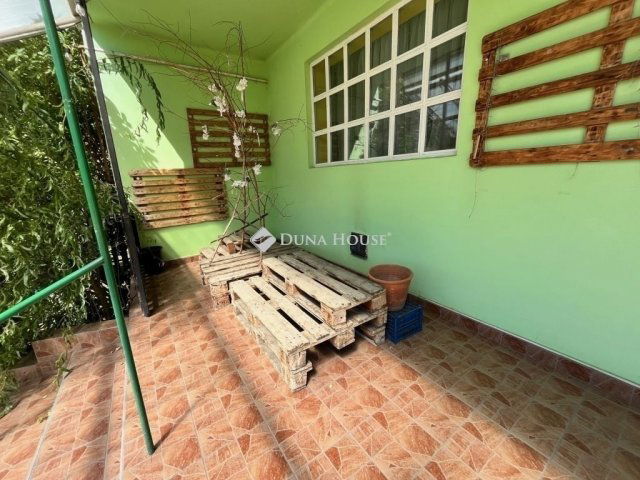 Eladó családi ház, Tápiószecsőn 46.9 M Ft, 3 szobás