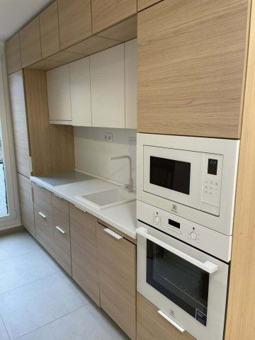 Eladó panellakás, Pécsett 59.5 M Ft, 2 szobás