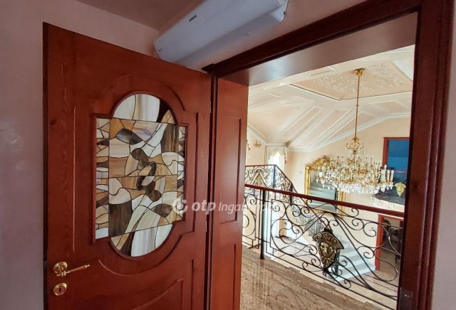 Eladó családi ház, Budapesten, III. kerületben 399 M Ft