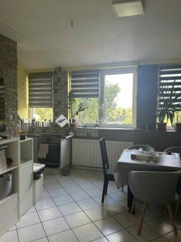 Eladó téglalakás, Budapesten, XVII. kerületben 72 M Ft, 4 szobás