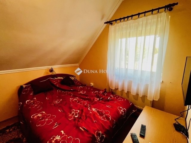 Eladó családi ház, Gárdonyban 99.9 M Ft, 6 szobás